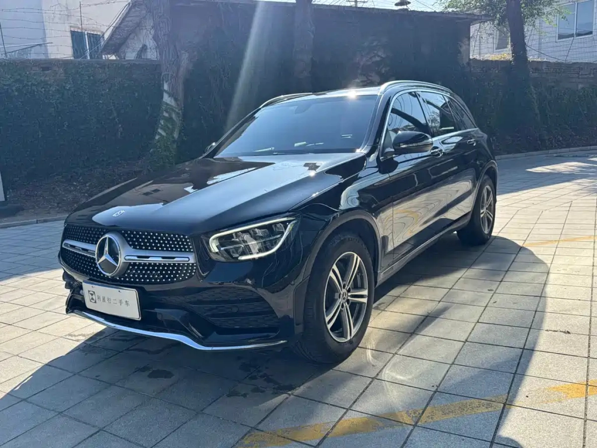 MERCEDES BENZ GLC