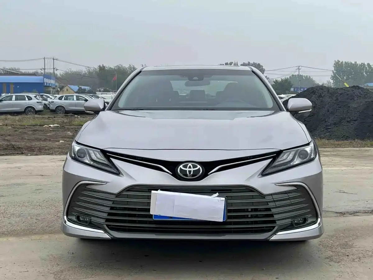 TOYOTA CAMRY  2023