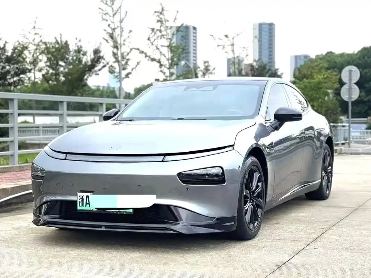 XPENG MOTORS P7  2021