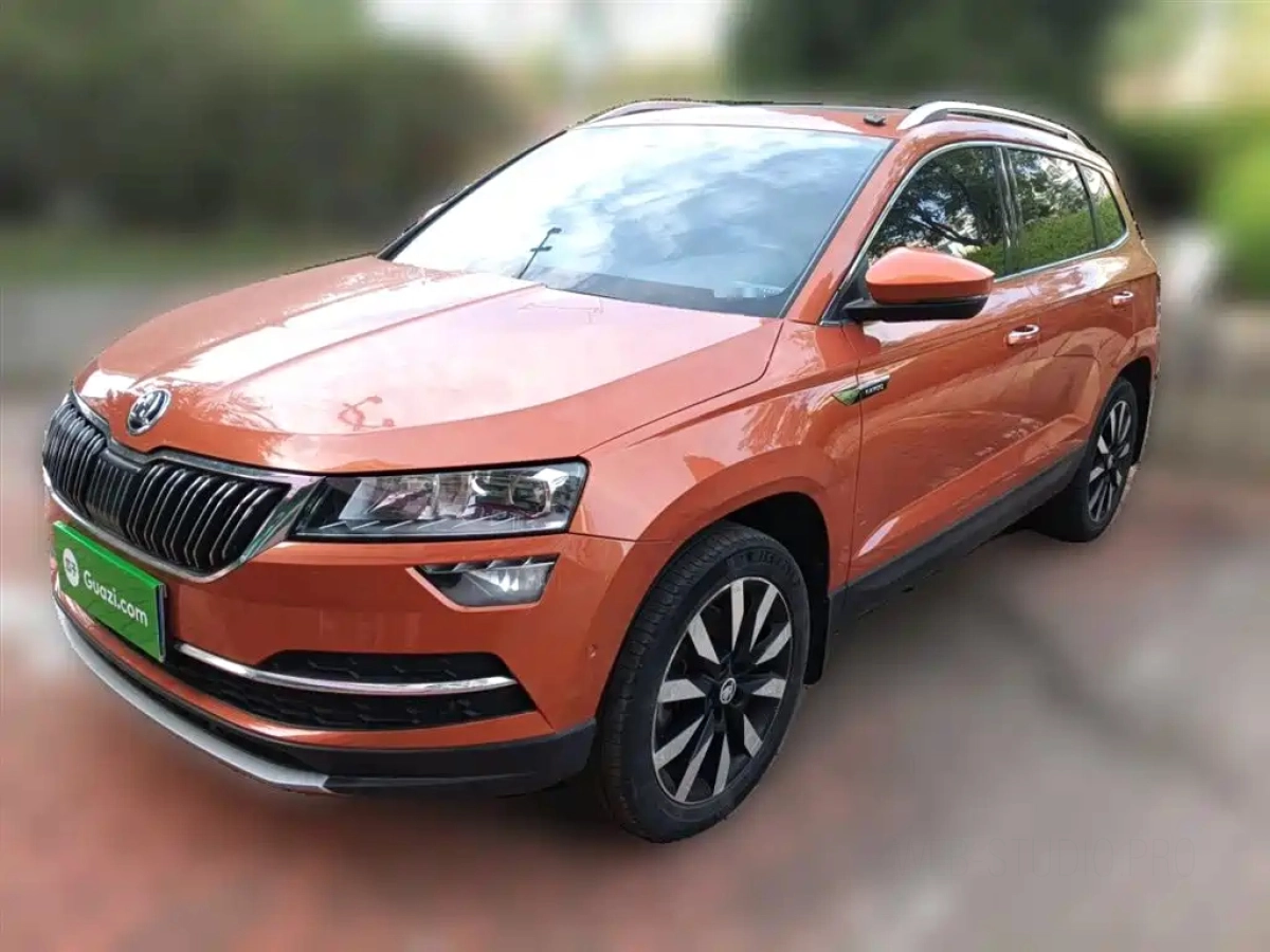 SKODA KAROQ  2019