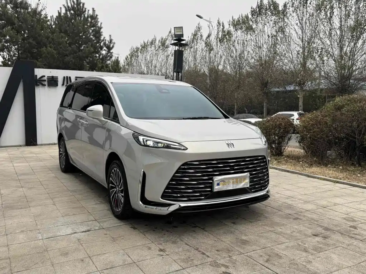 BUICK GL8 NEW ENERGY