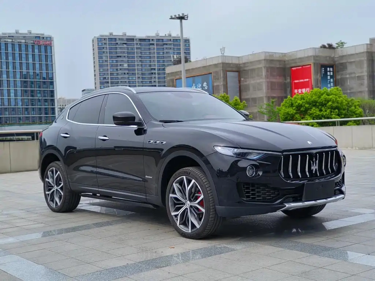 MASERATI LEVANTE