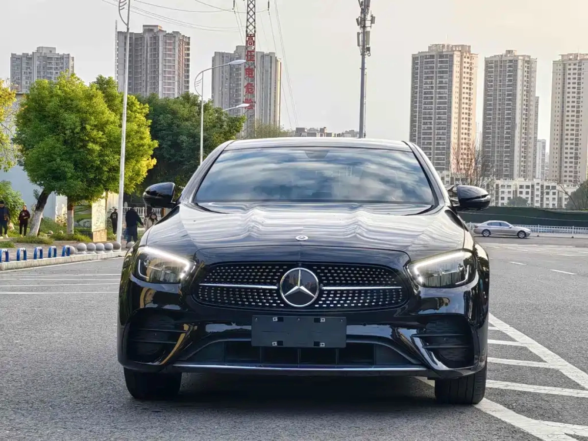 MERCEDES BENZ E-CLASS