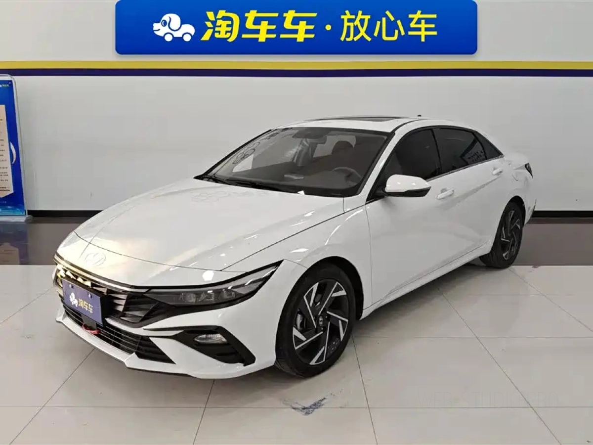 HYUNDAI ELANTRA  2024