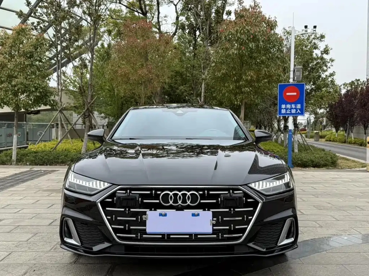 AUDI A7L
