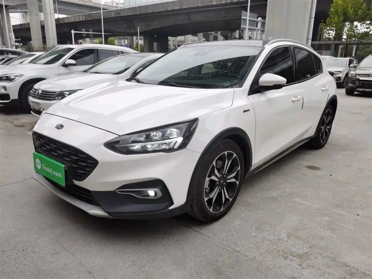 FORD FOCUS ACTIVE  2019