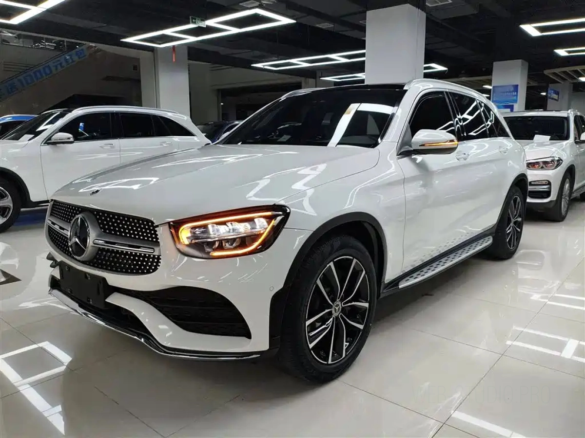 MERCEDES BENZ GLC  2021