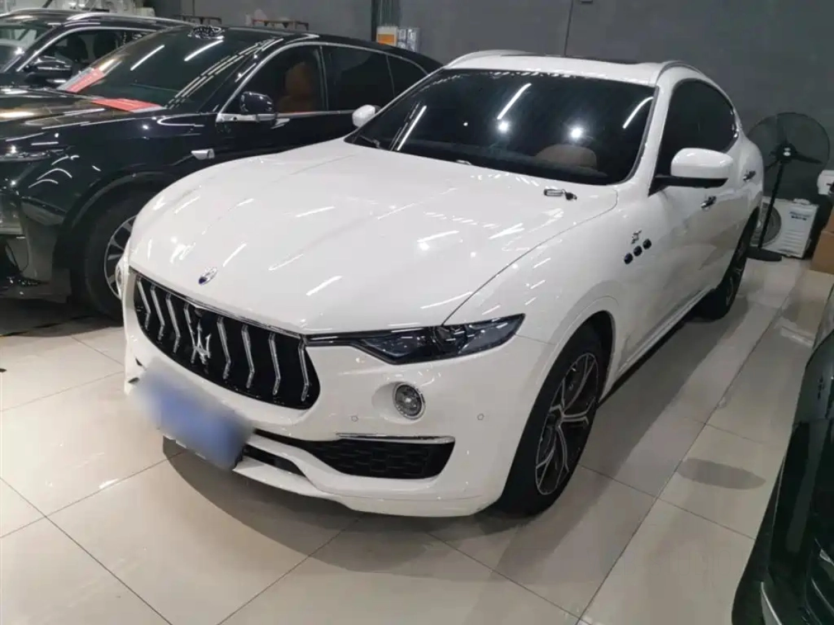 MASERATI LEVANTE