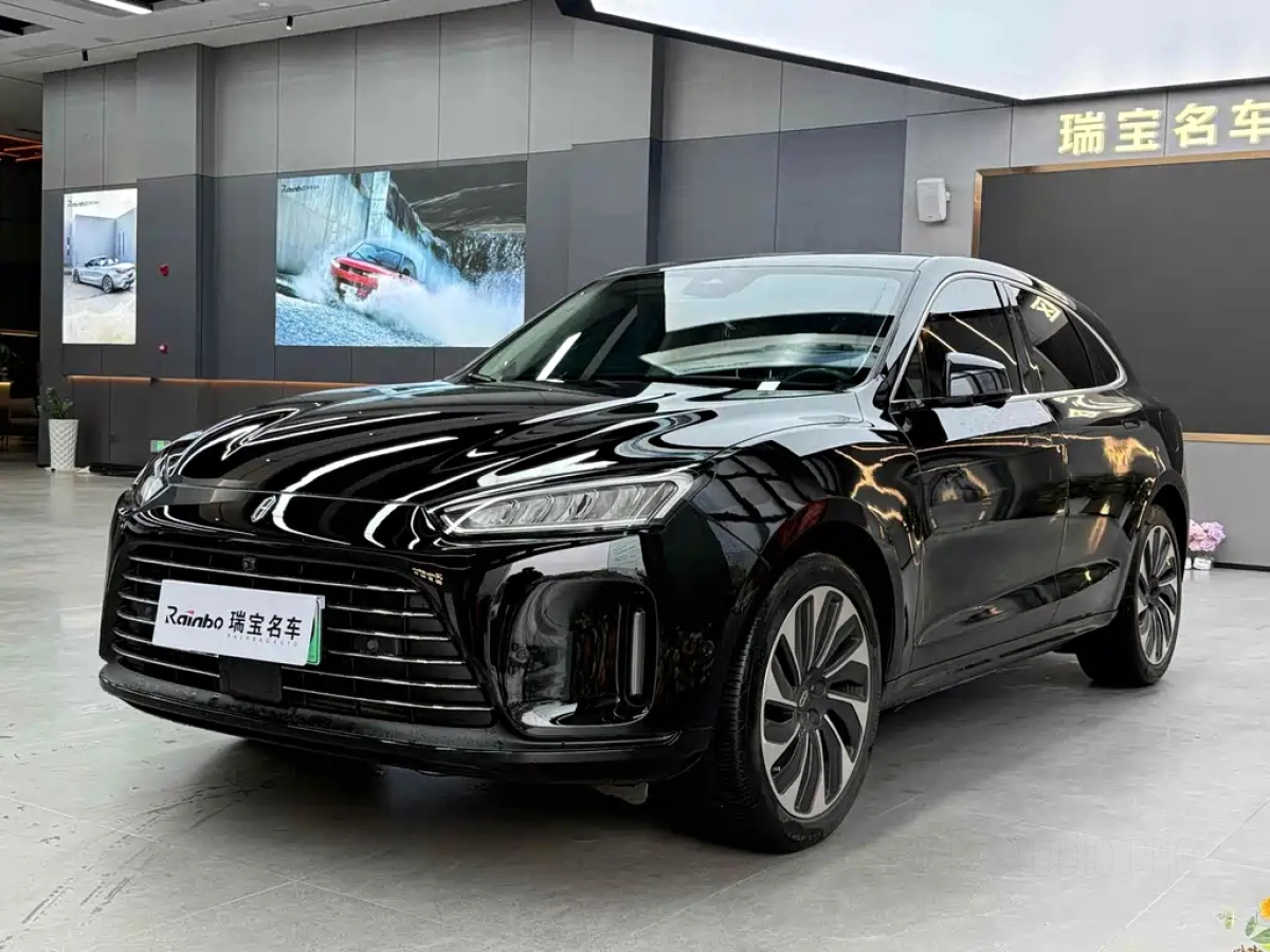 HUAWEI HARMON AITO M5  2022