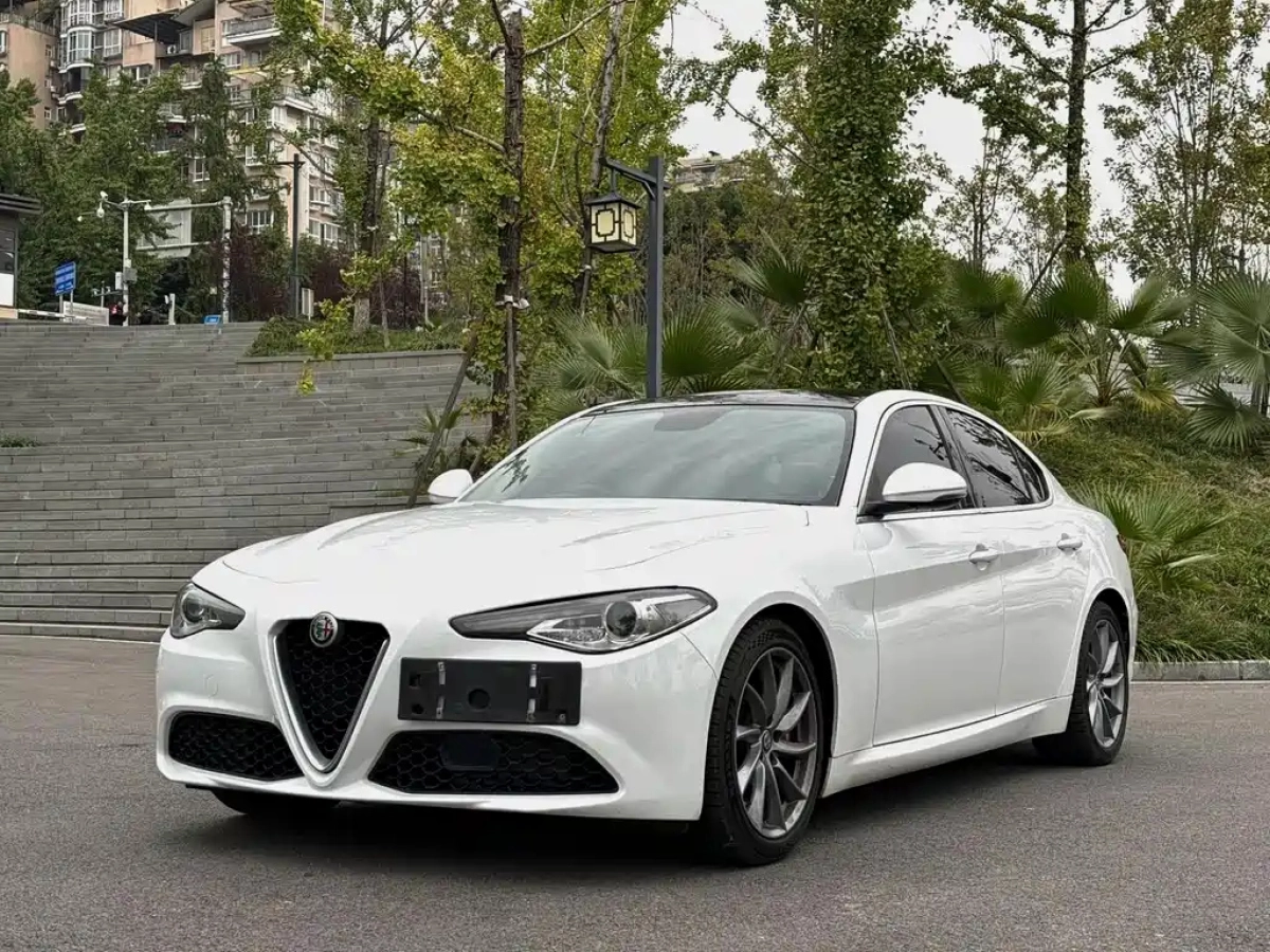 ALFAROMEO GIULIA