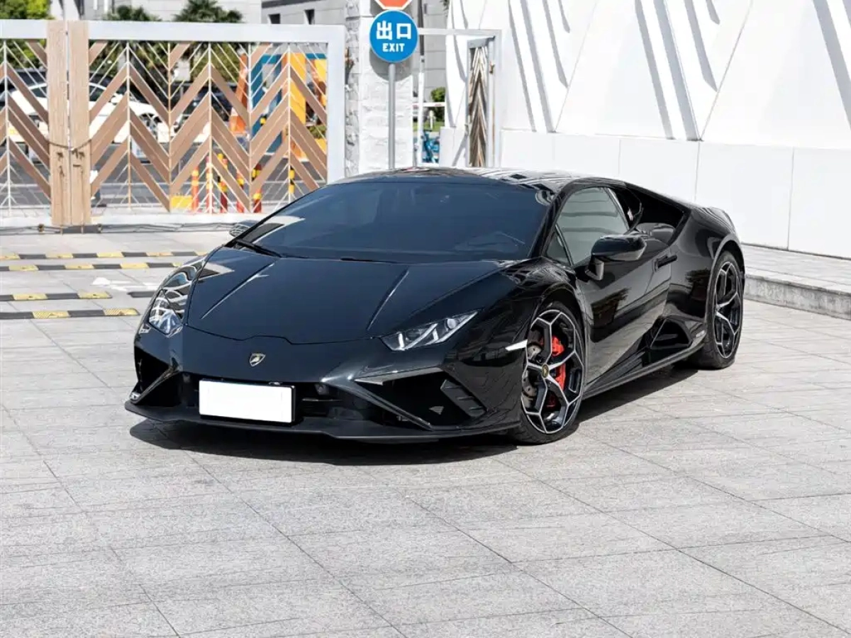 LAMBORGHINI HURACAN  2022
