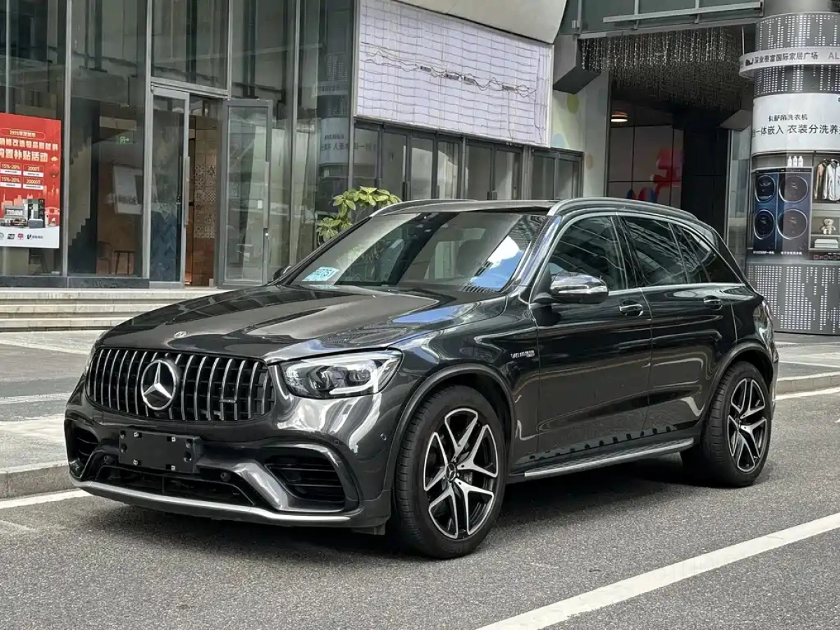 MERCEDES BENZ GLC AMG  2021