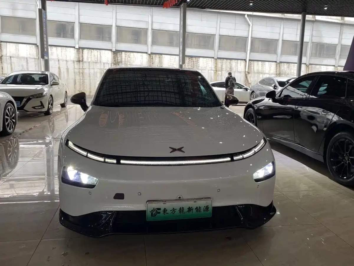 XPENG MOTORS P7  2021