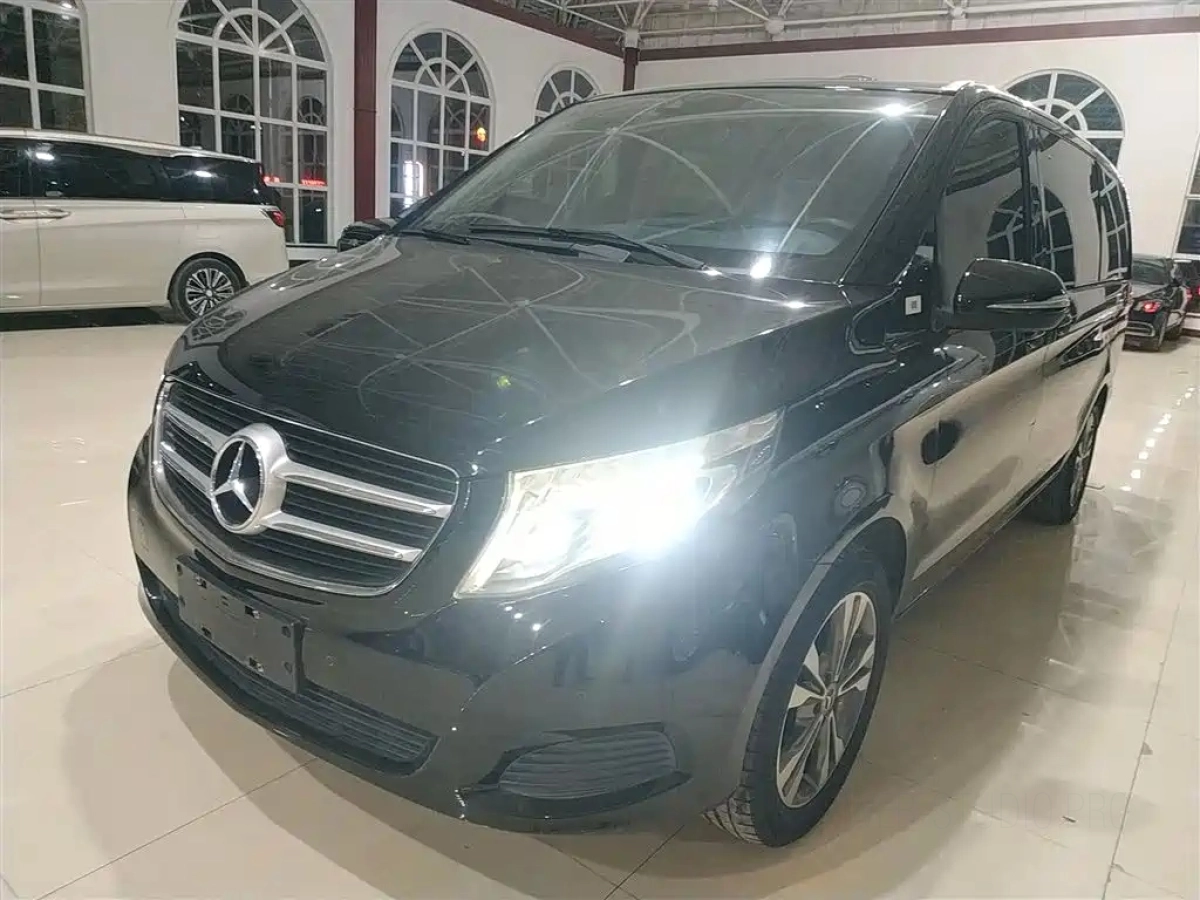 MERCEDES BENZ V-CLASS