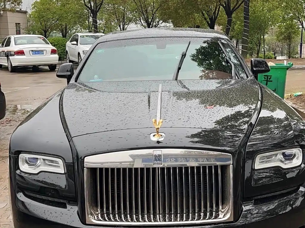 ROLLS ROYCE GHOST