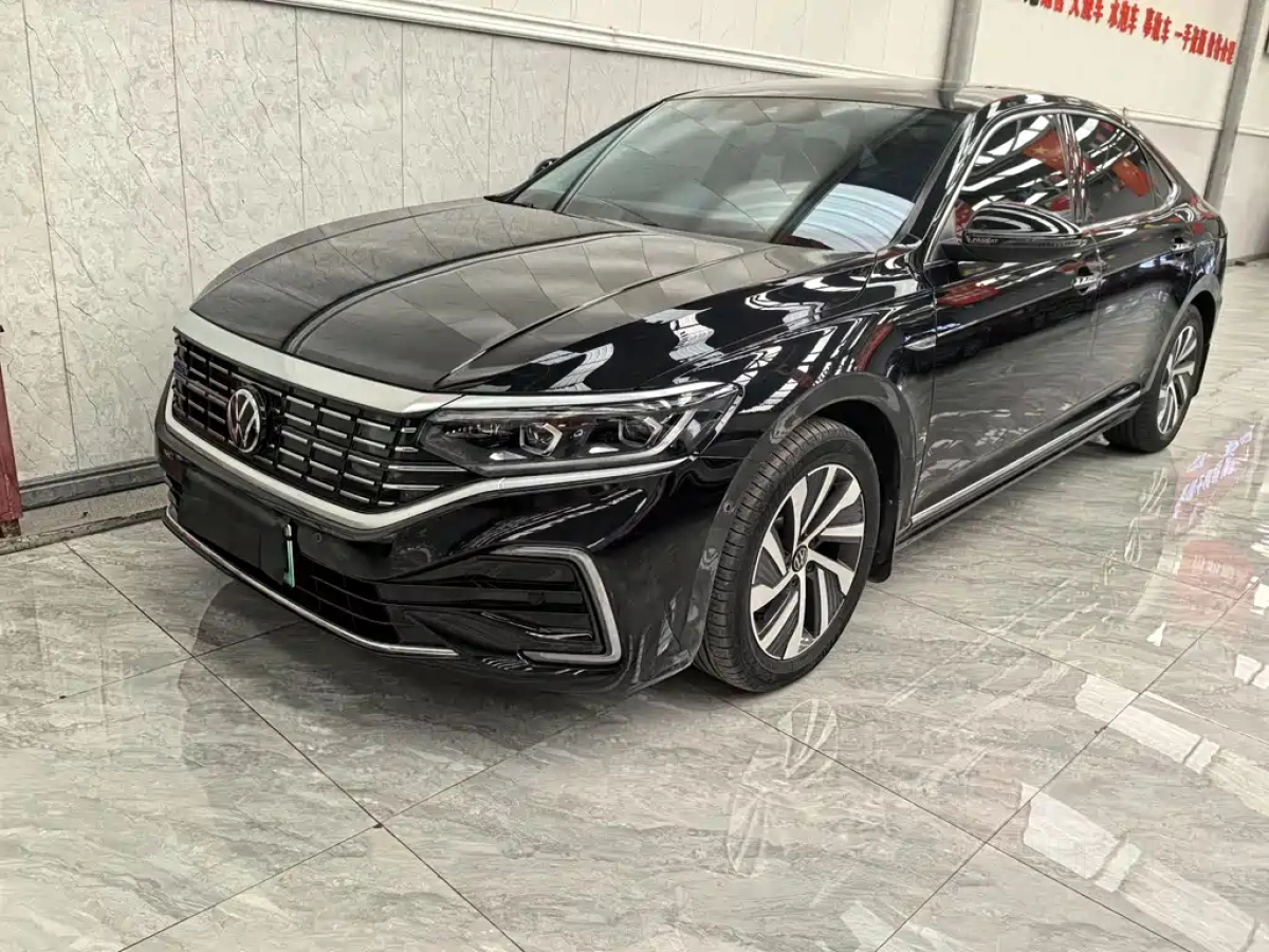 VOLKSWAGEN PASSAT NEW ENERGY