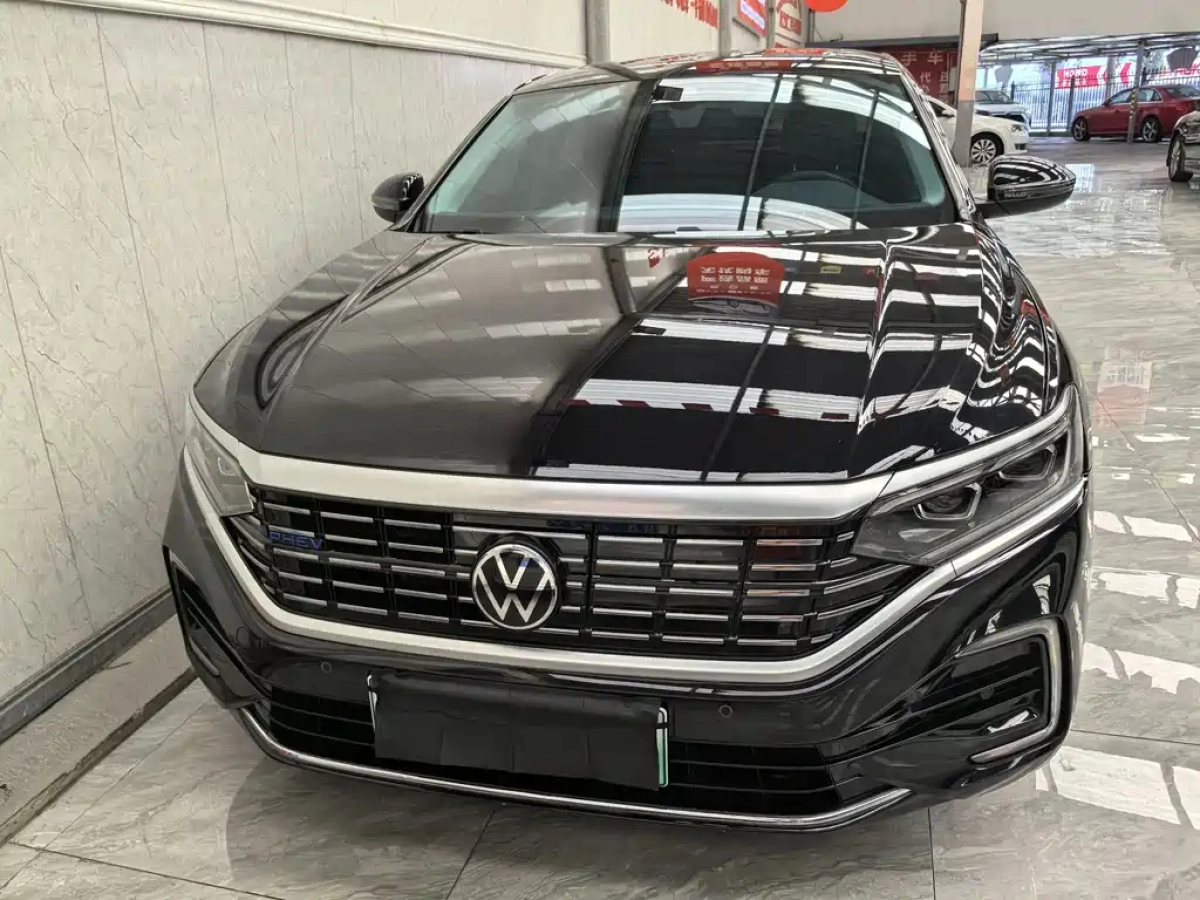 VOLKSWAGEN PASSAT NEW ENERGY