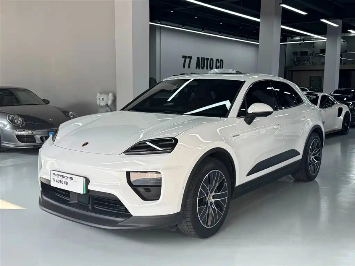 PORSCHE MACAN NEW ENERGY  2025