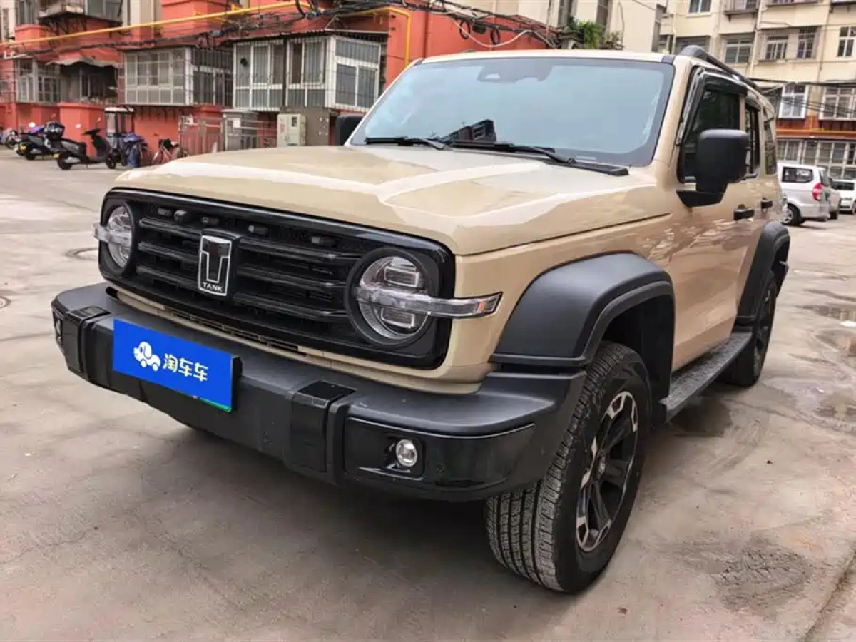 TANK 300 NEW ENERGY  2025