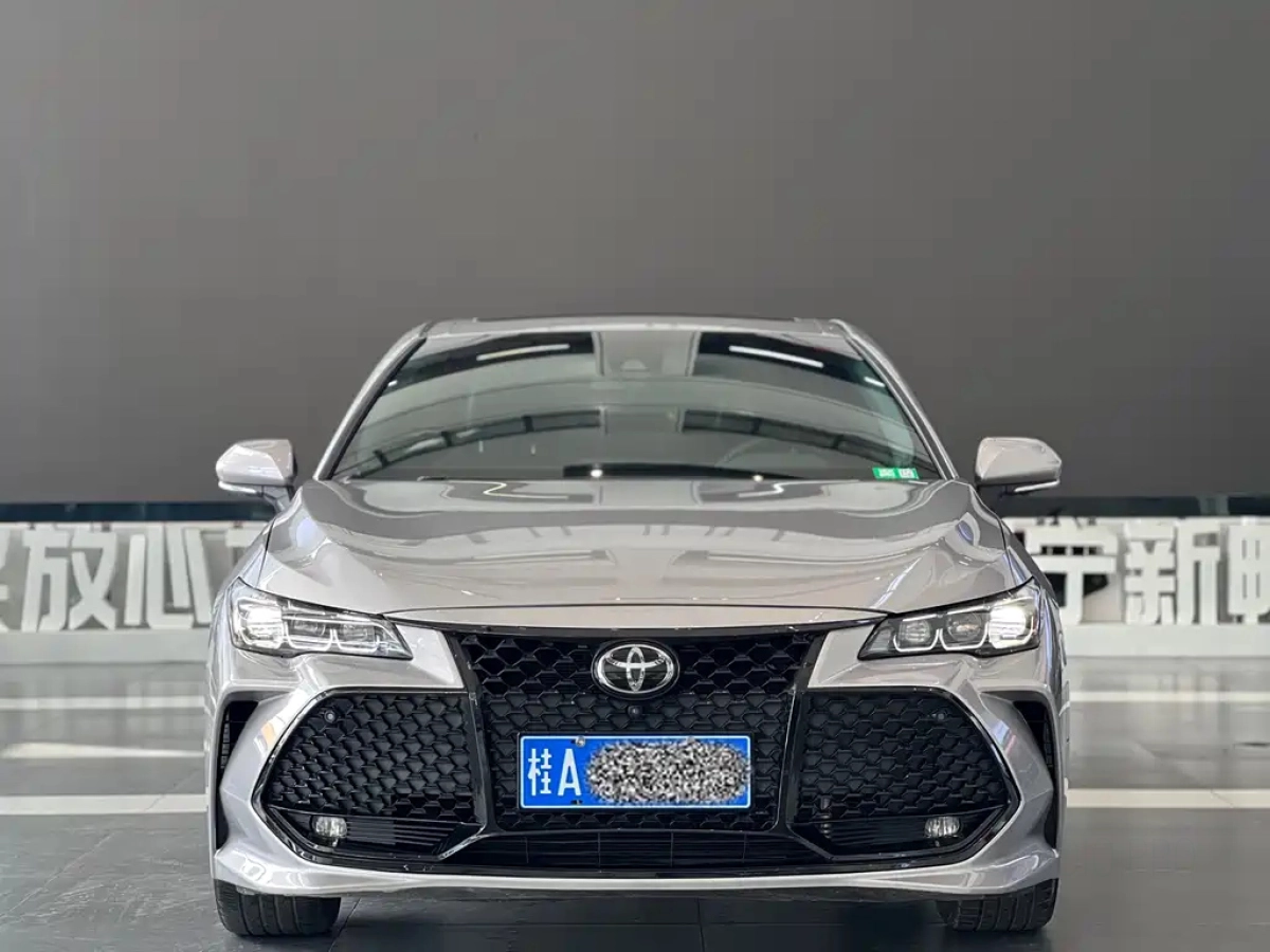 TOYOTA AVALON