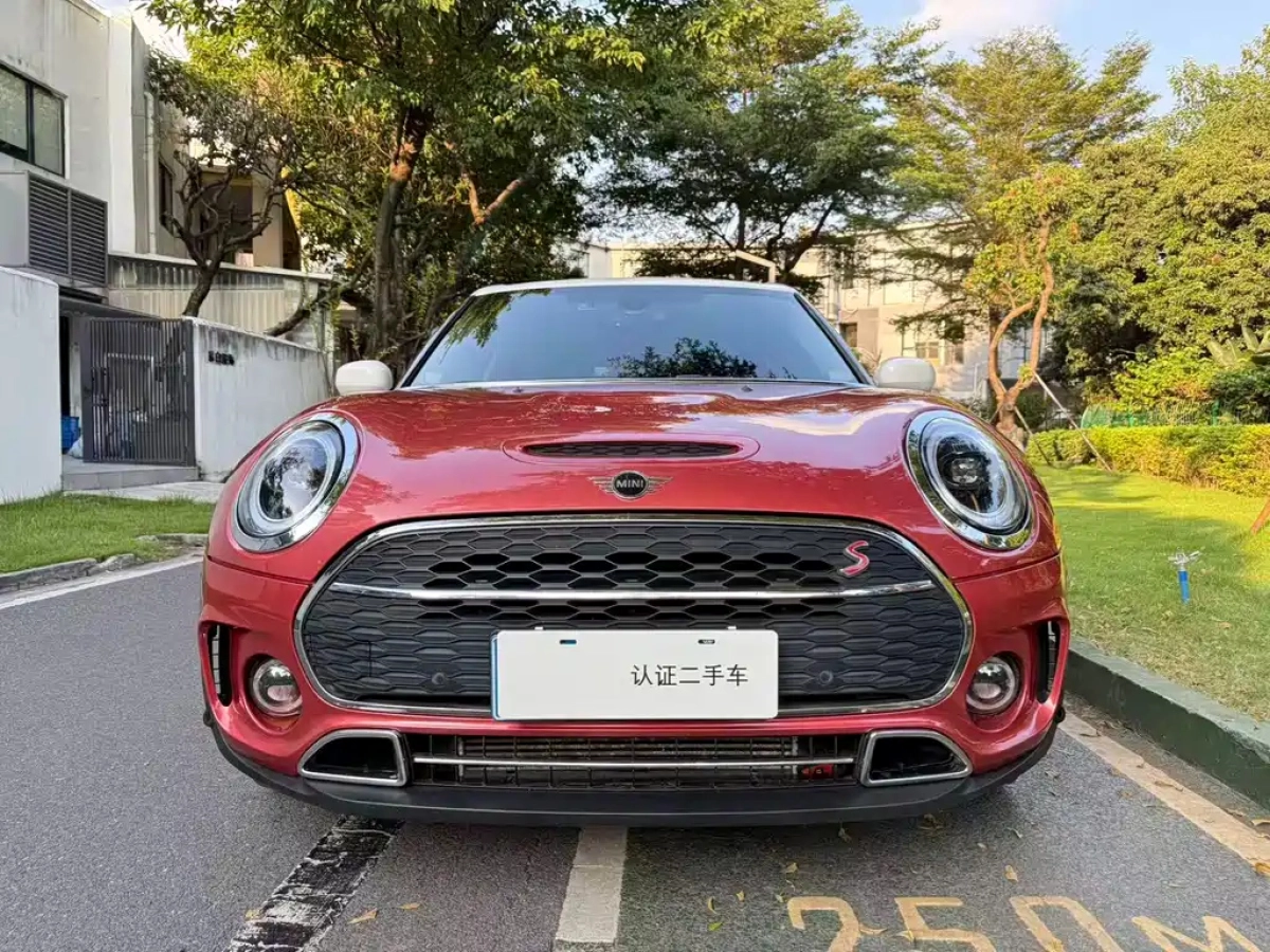 MINI CLUBMAN