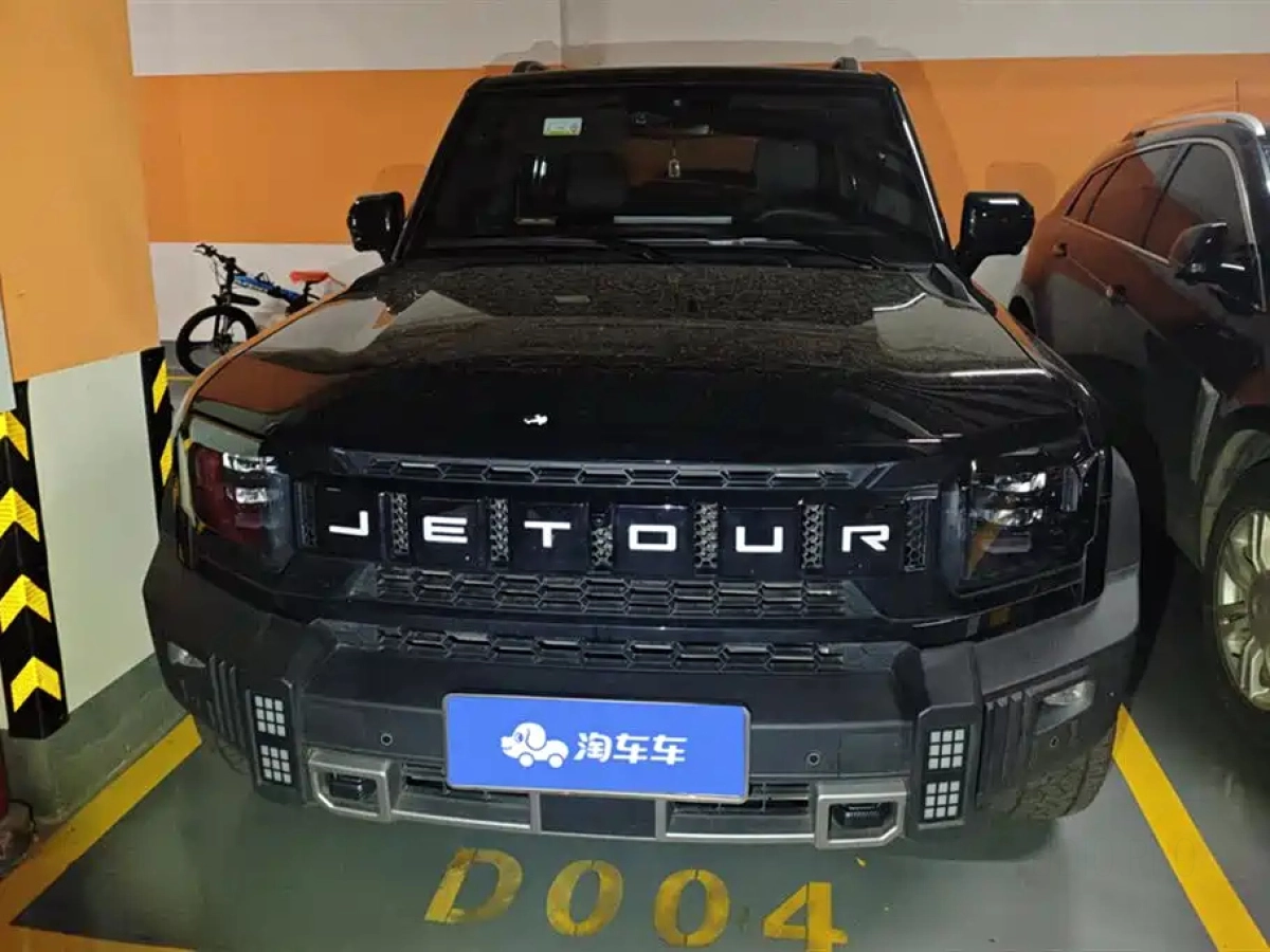 JETOUR TRAVELLER  T2