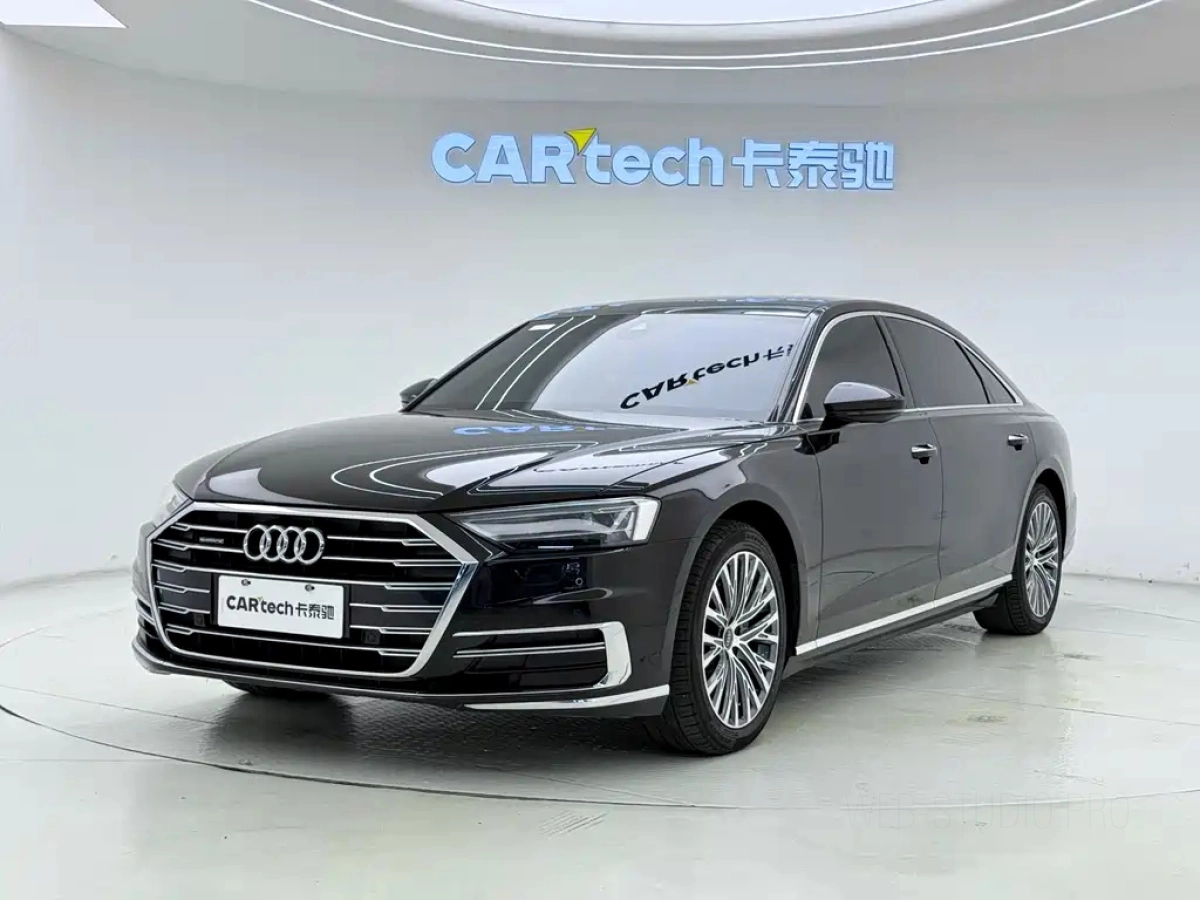 AUDI A8  2021