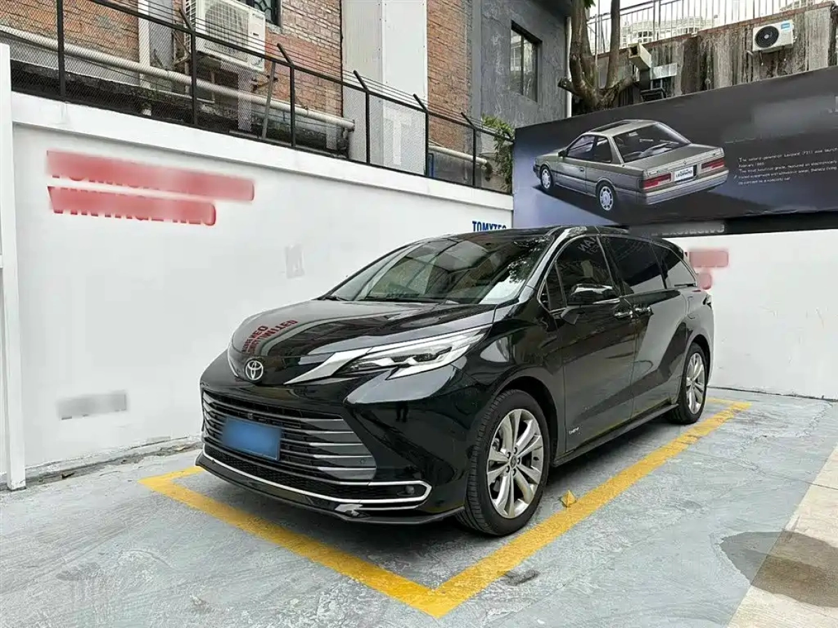 TOYOTA SIENNA SIENNA