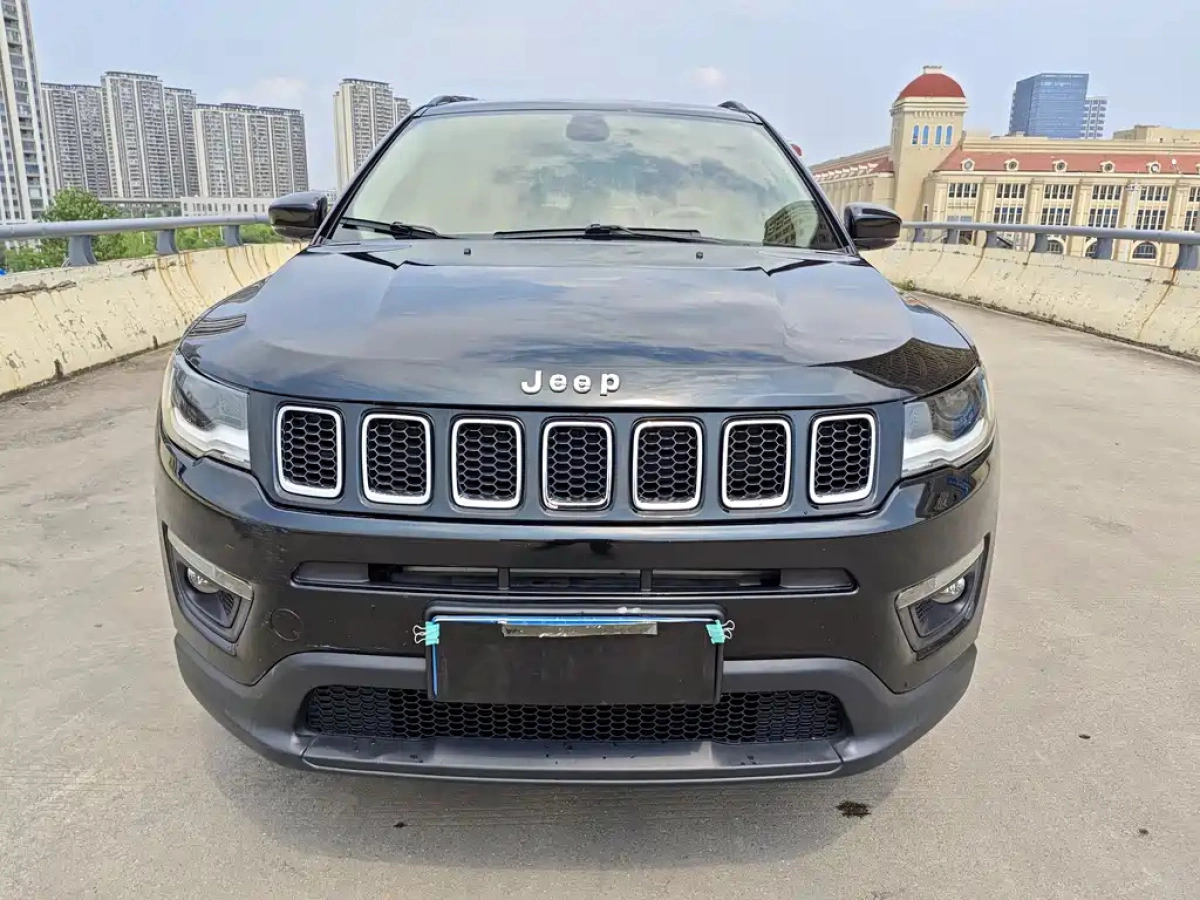 JEEP COMPASS
