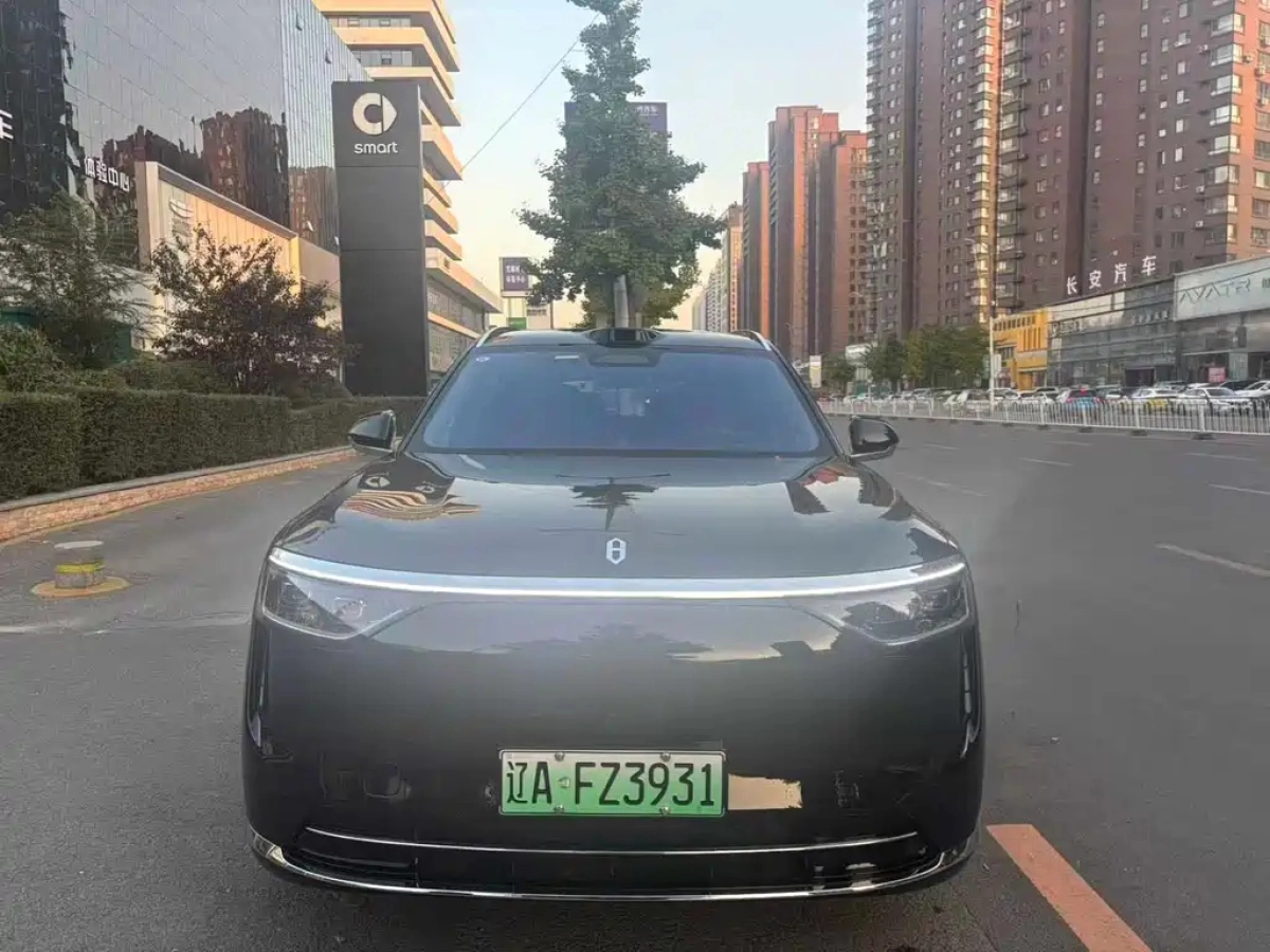 HUAWEI HARMON AITO M8