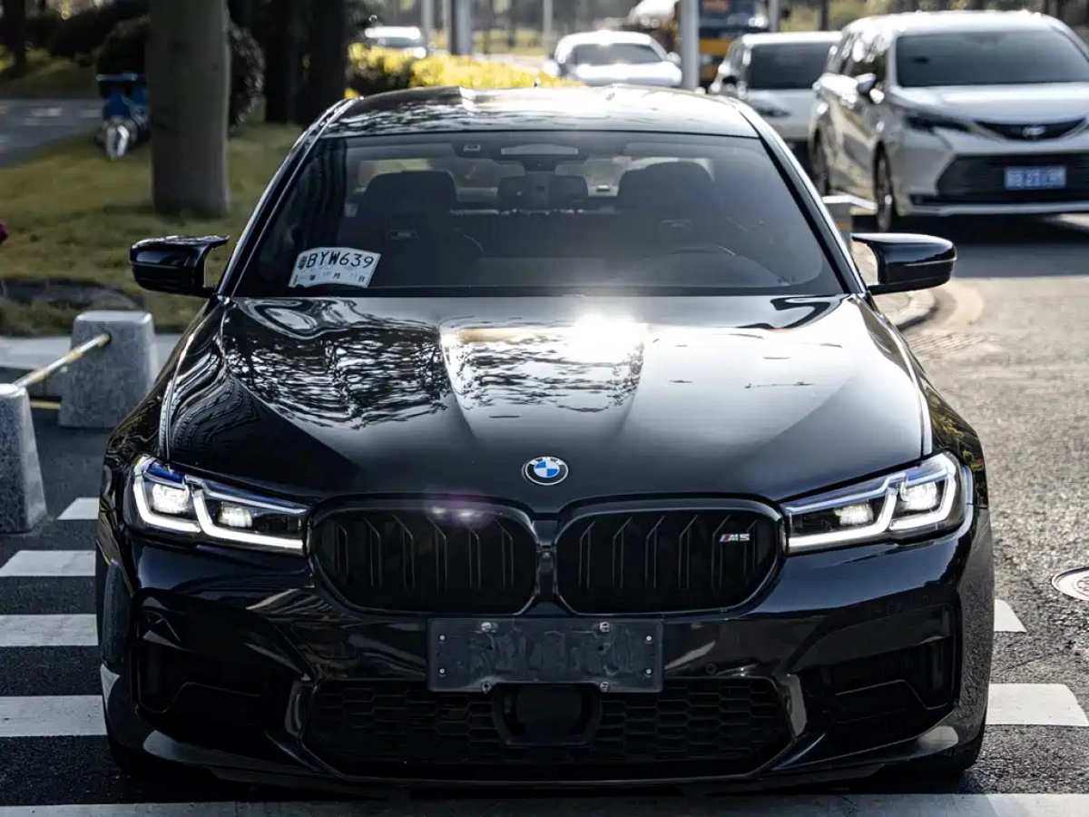 BMW M5