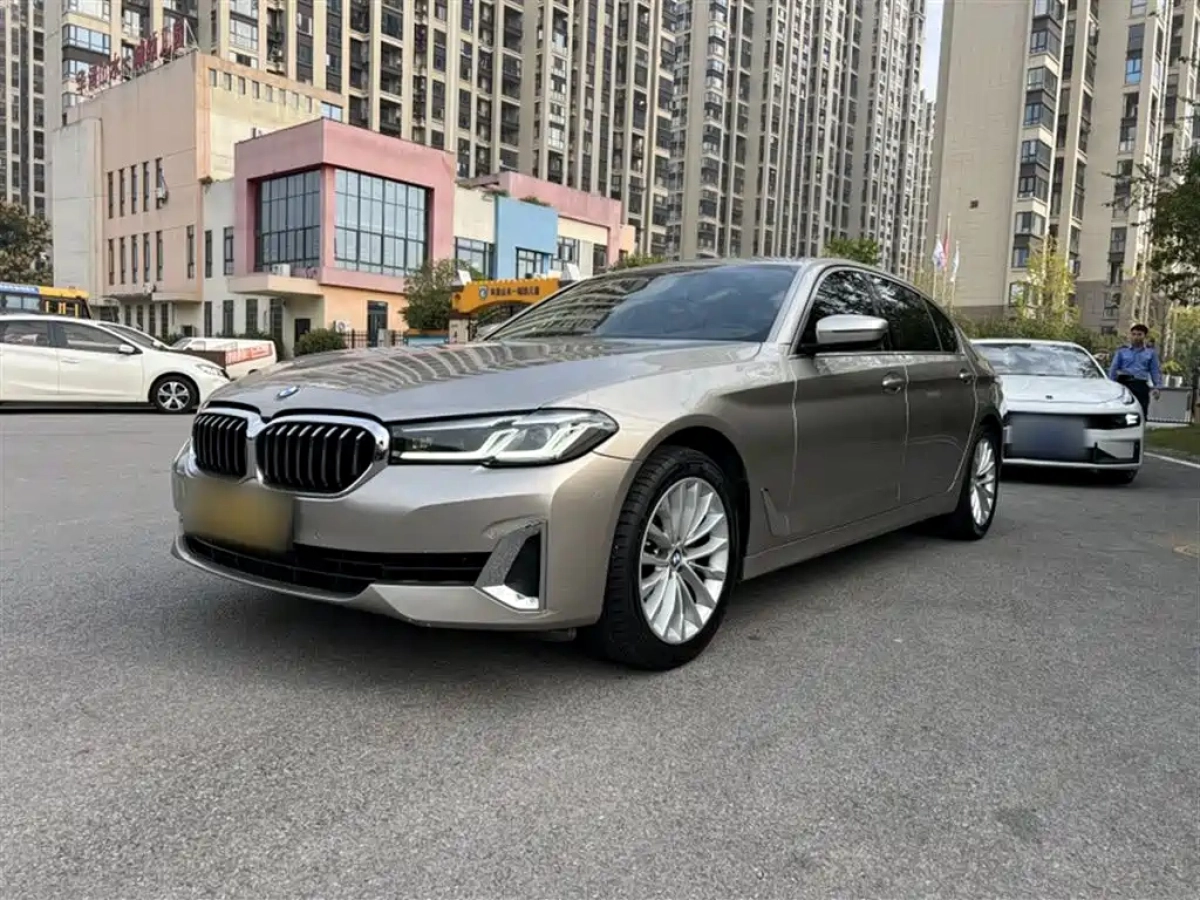 BMW 5-SERIES  2021