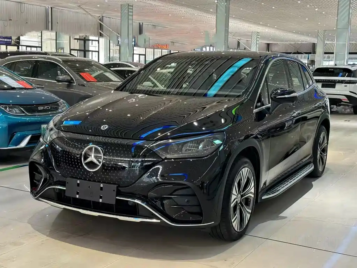MERCEDES BENZ EQE SUV