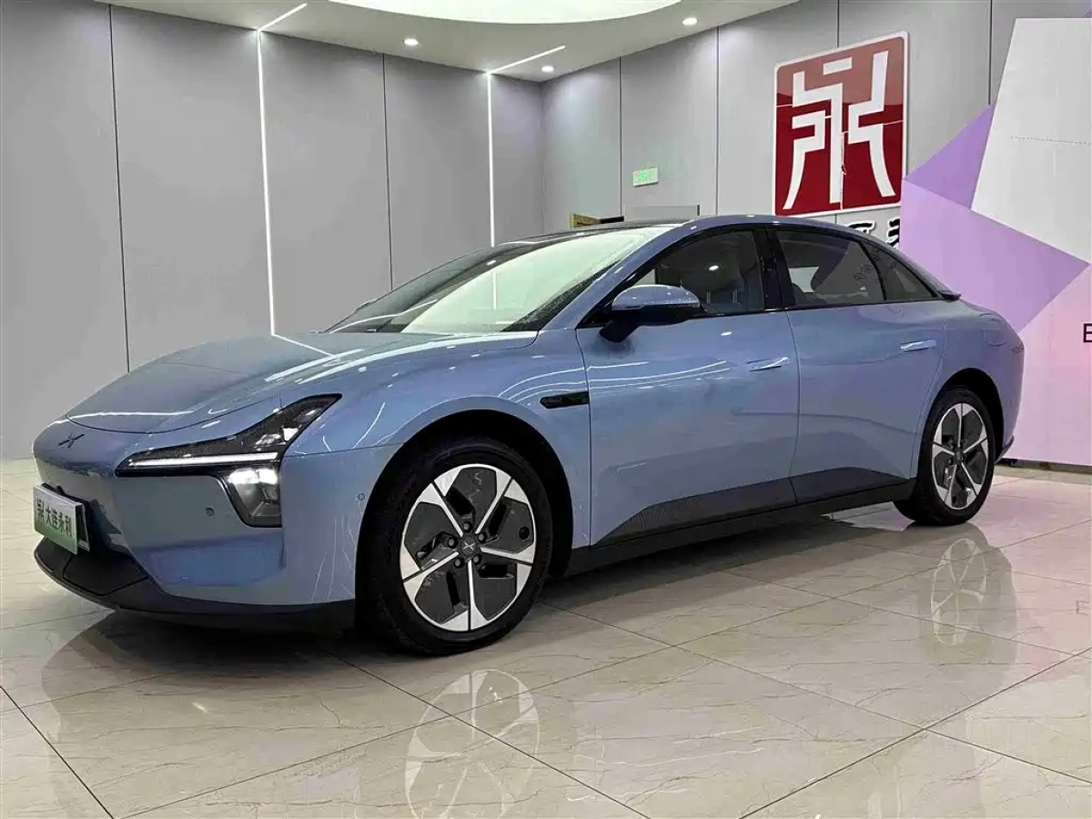 XPENG MOTORS MONA M03