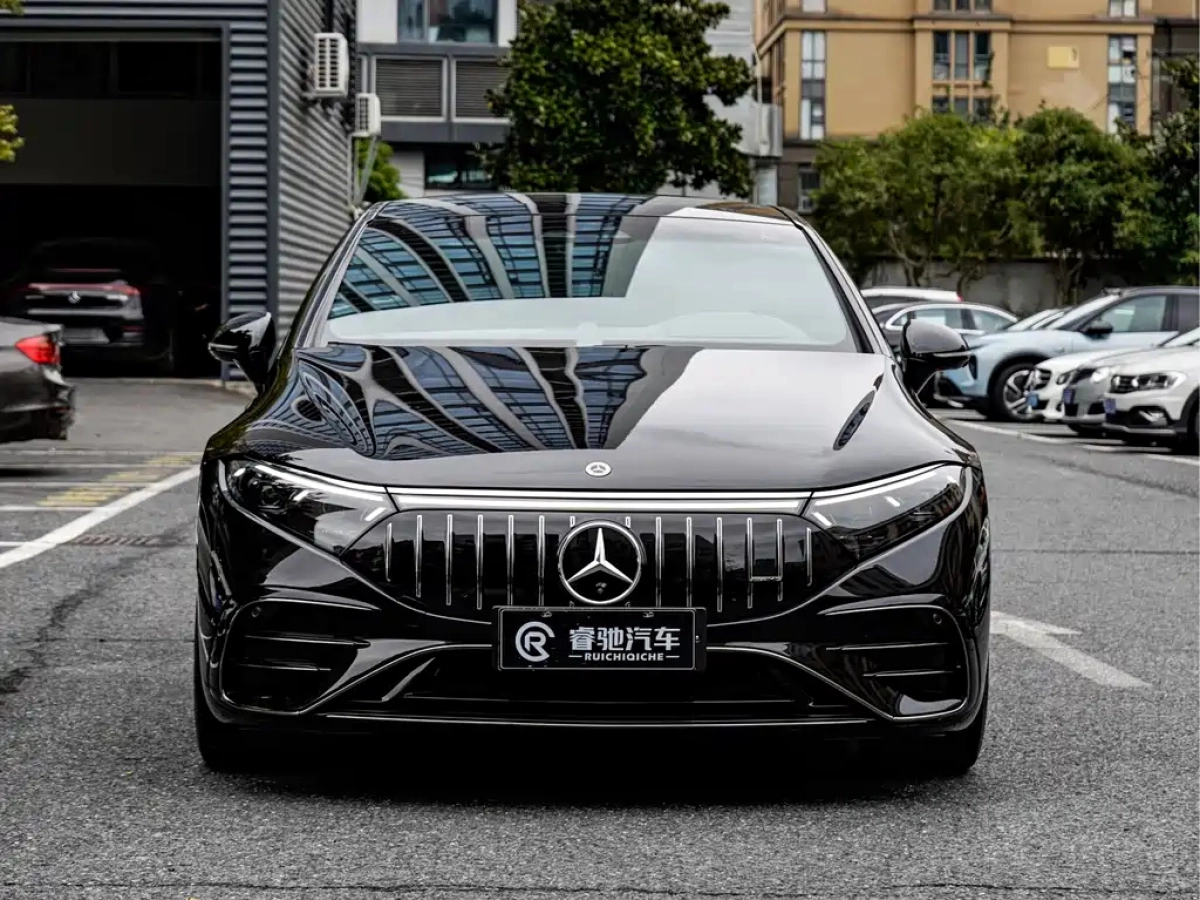 MERCEDES BENZ EQS AMG