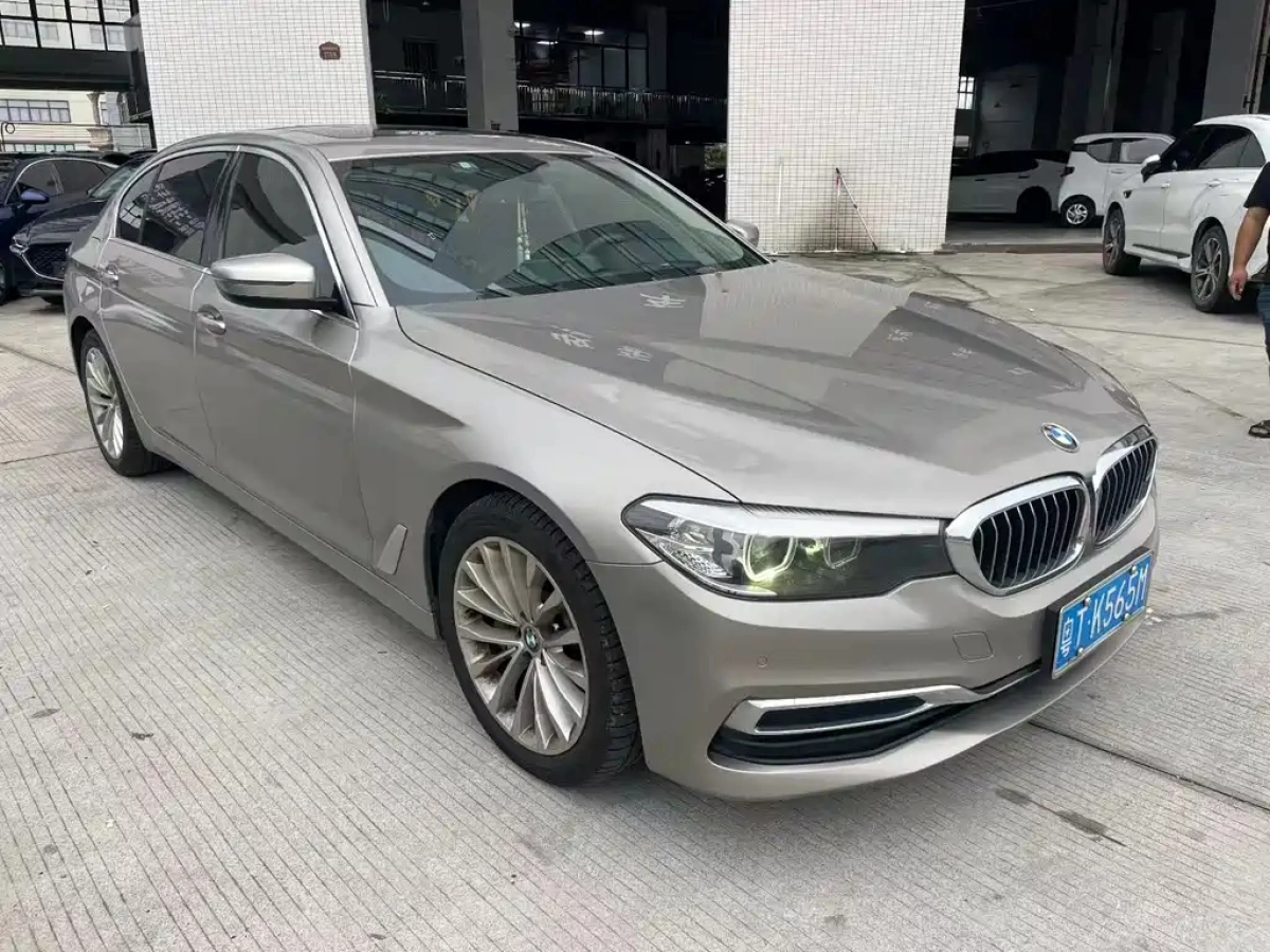 BMW 5-SERIES