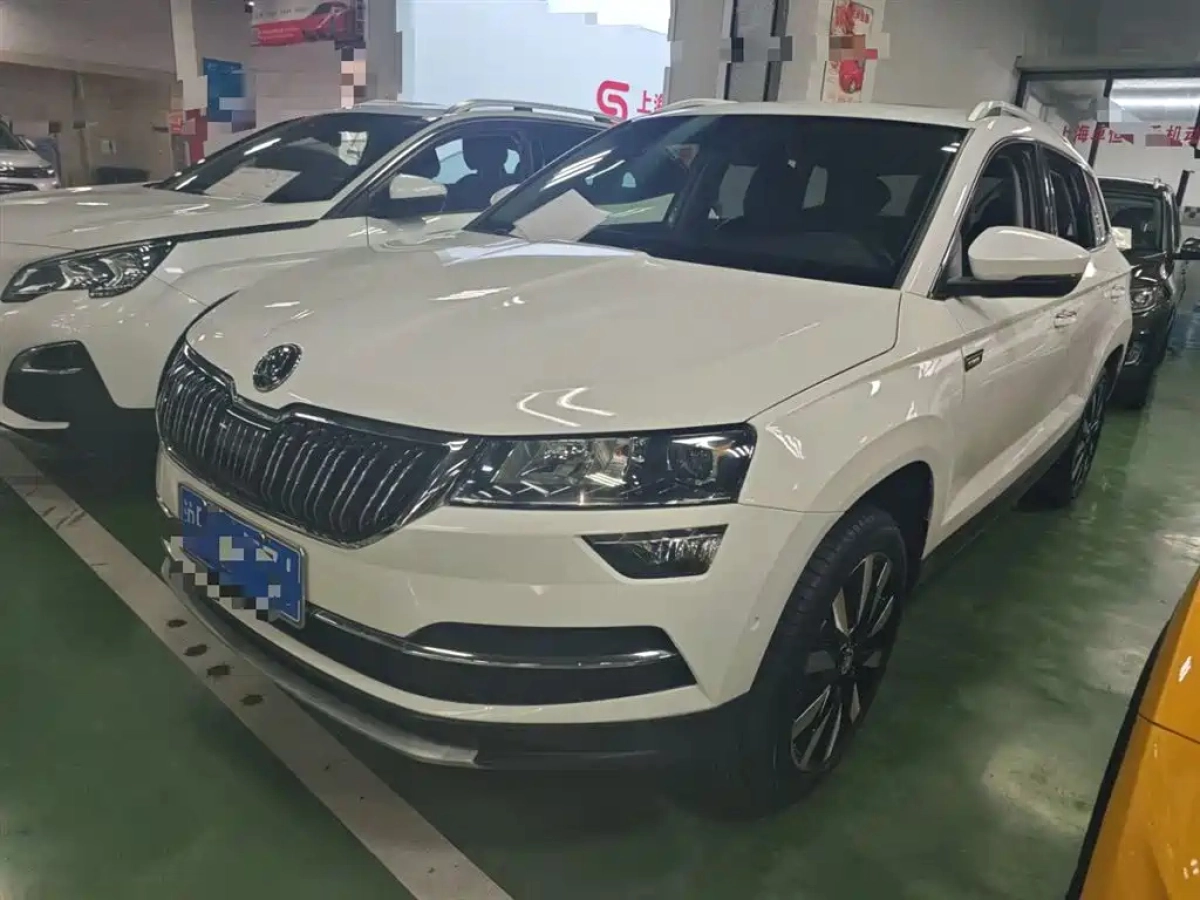 SKODA KAROQ  2020