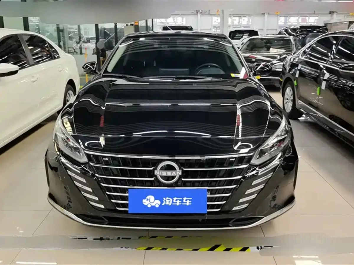 NISSAN TEANA