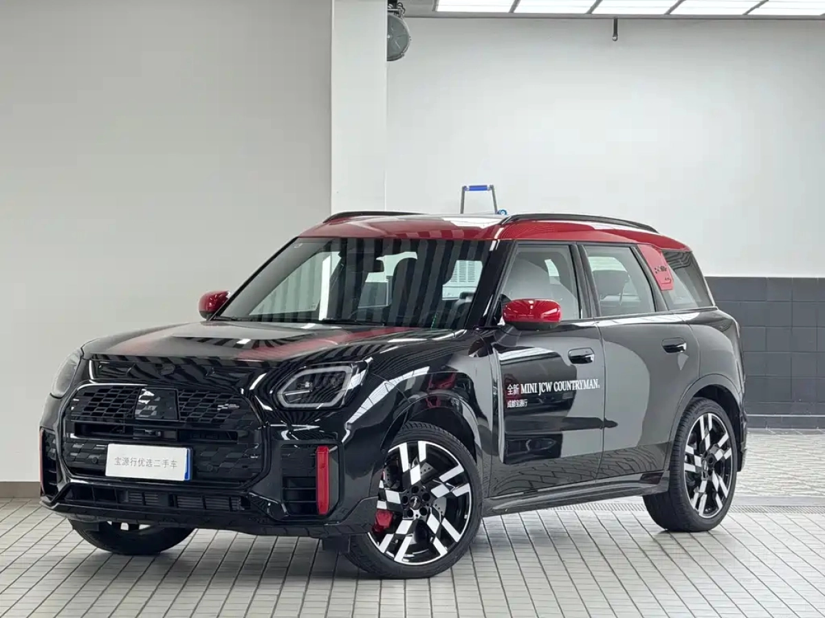 MINI JCW COUNTRYMAN  2024