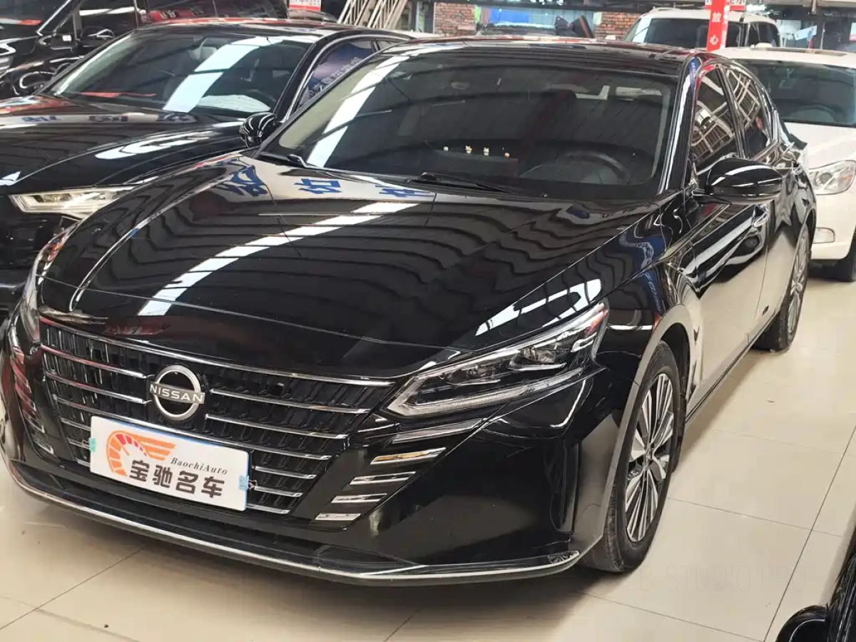NISSAN TEANA