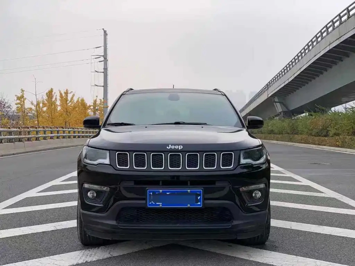 JEEP COMPASS
