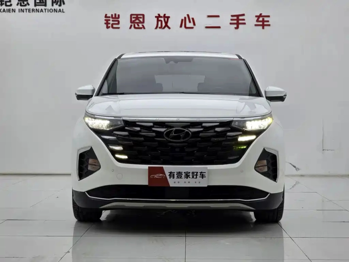 HYUNDAI CUSTO