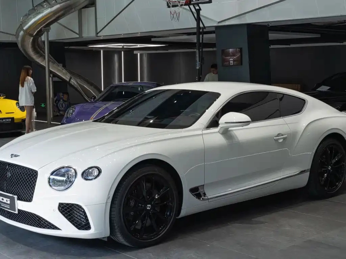 BENTLEY CONTINENTAL  2024