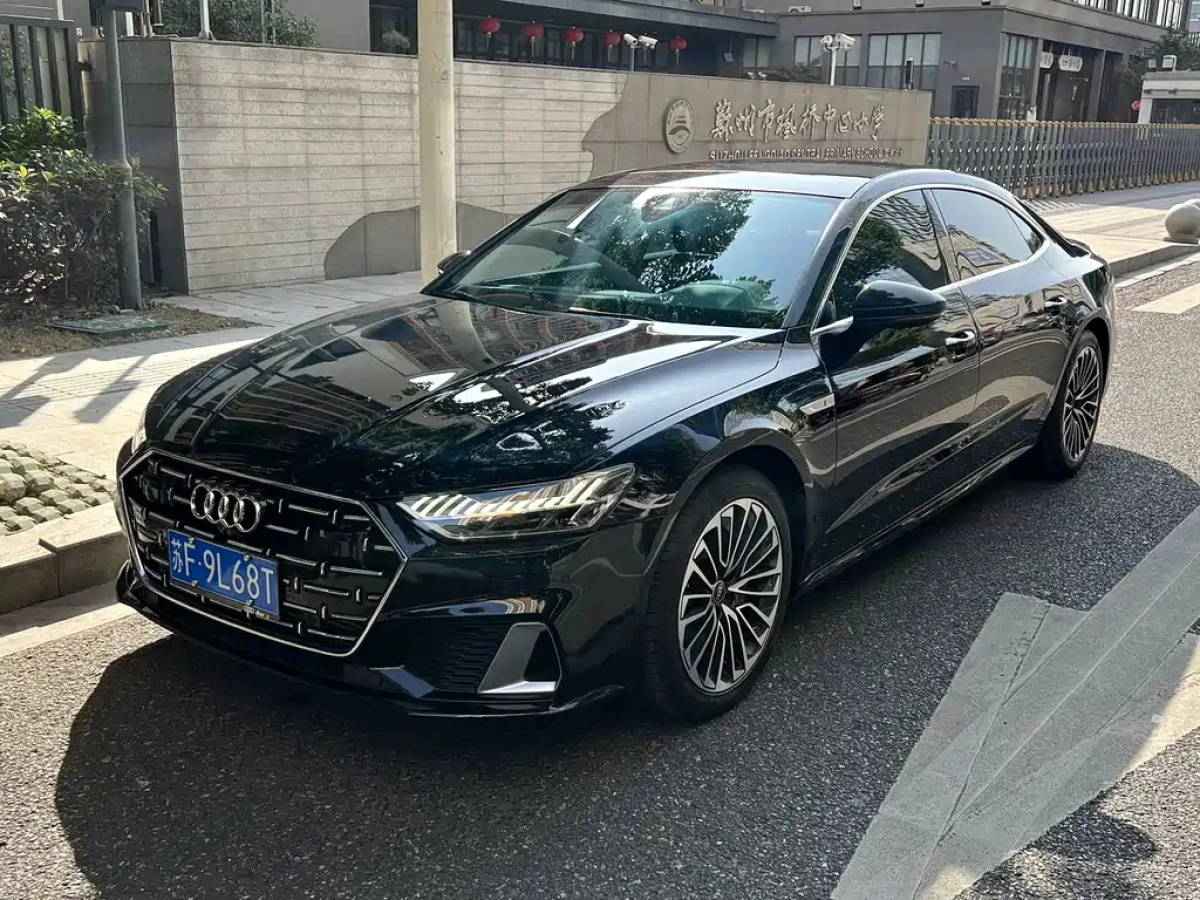 AUDI A7L