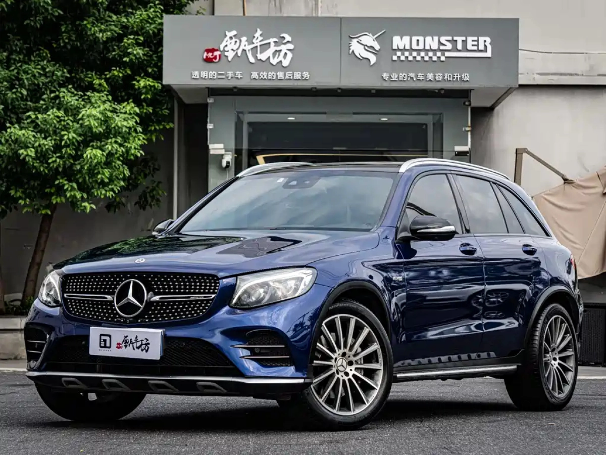 MERCEDES BENZ GLC AMG  2019
