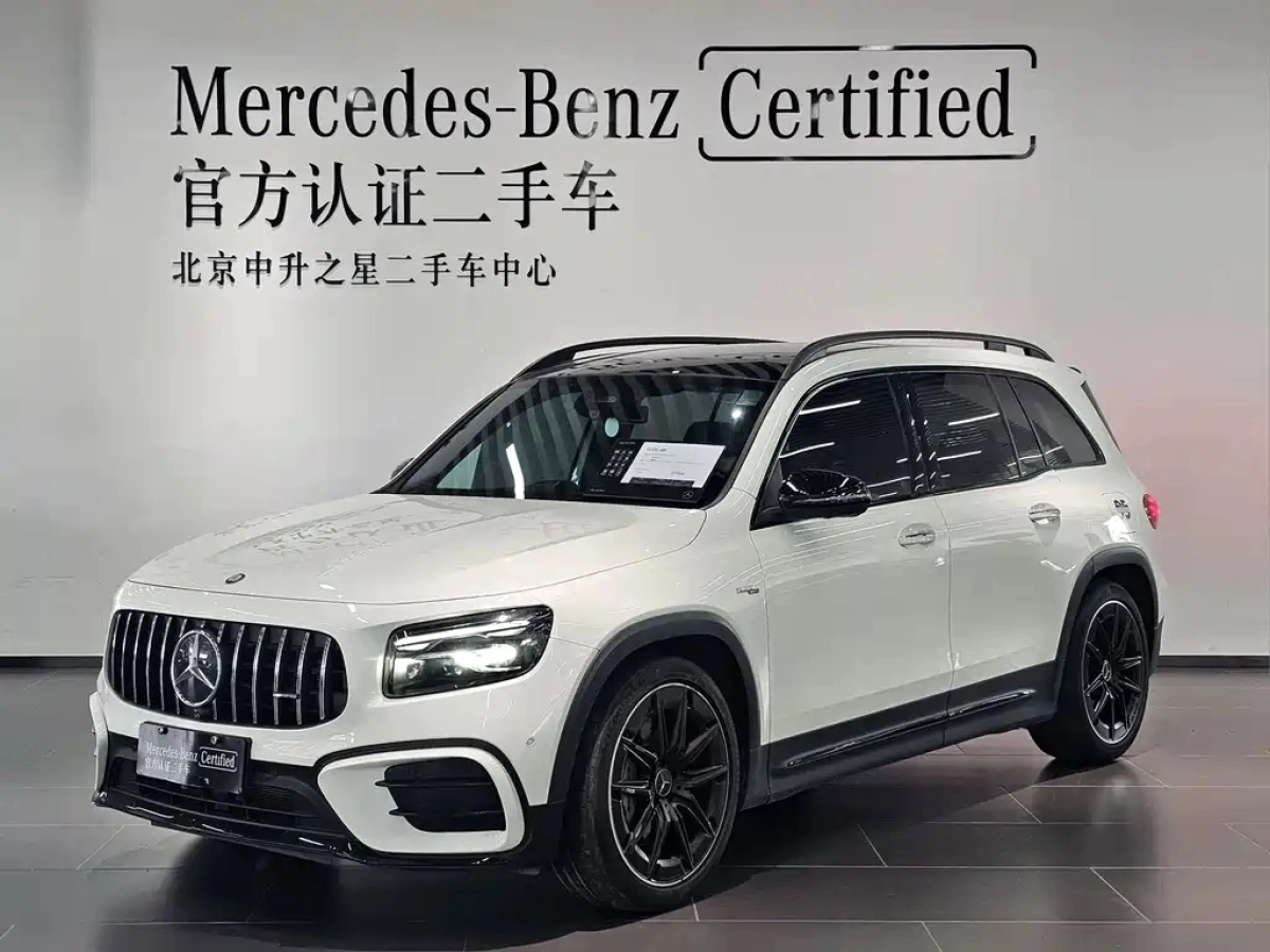 MERCEDES BENZ GLB AMG  2024