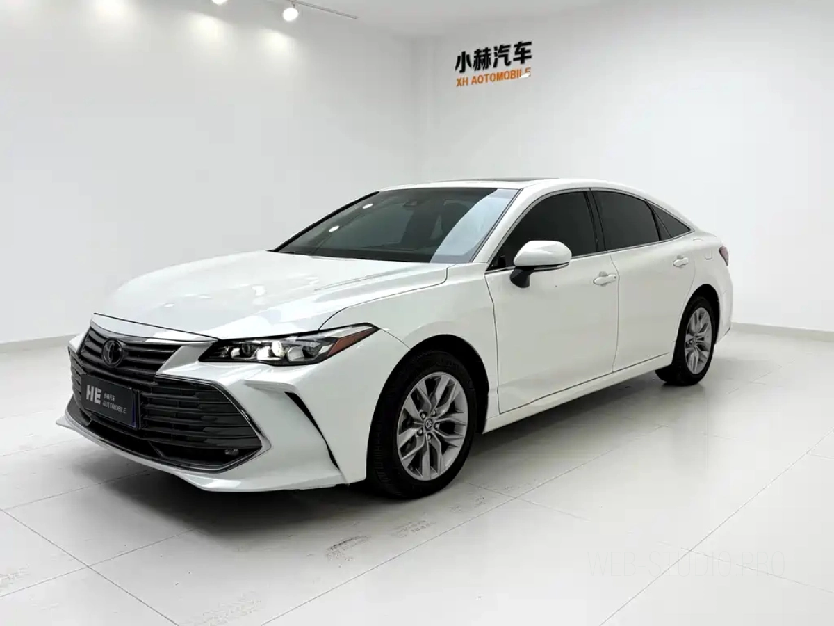 TOYOTA AVALON  2020