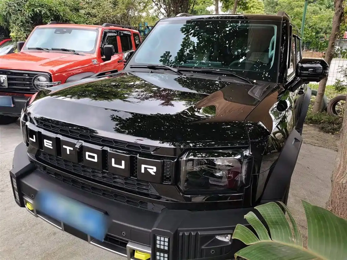 JETOUR TRAVELLER  T2