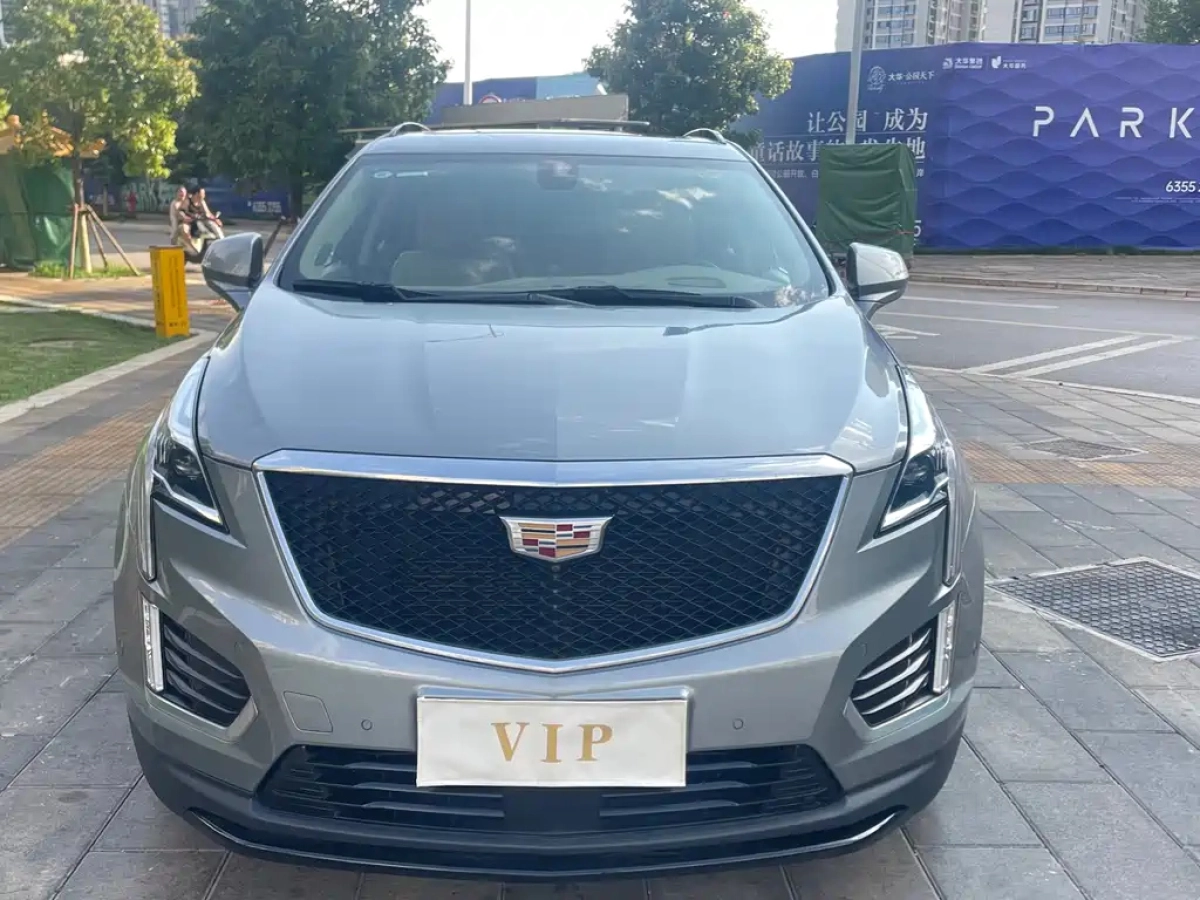 CADILLAC XT5