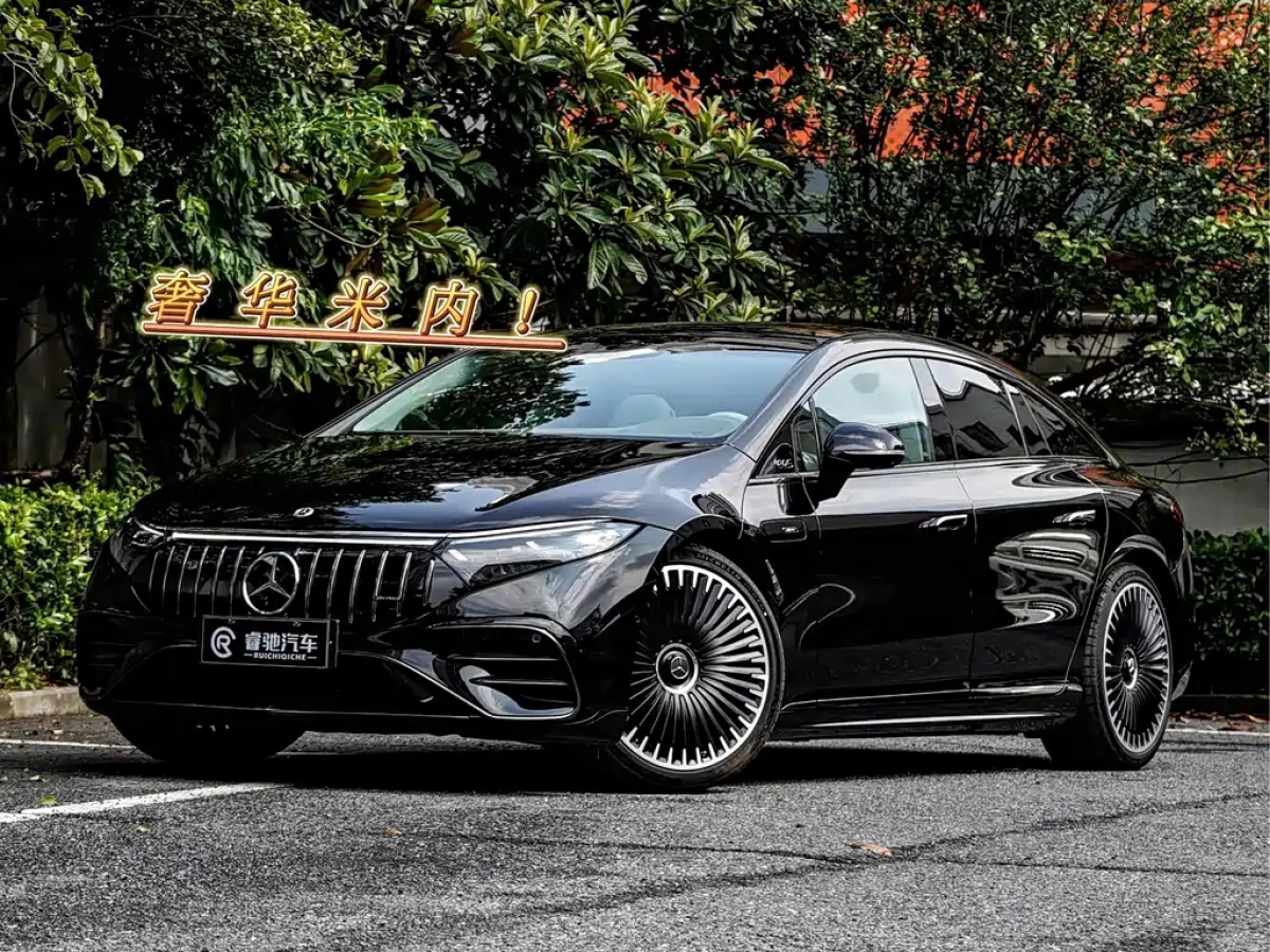 MERCEDES BENZ EQS AMG  2024